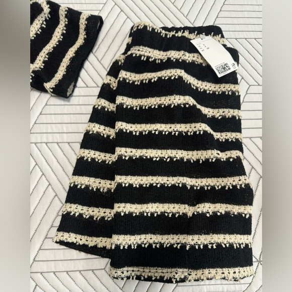 H&M Knit set - Picture 2 of 4